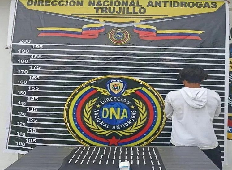 Arrestan en Trujillo a un joven por posesión de drogas