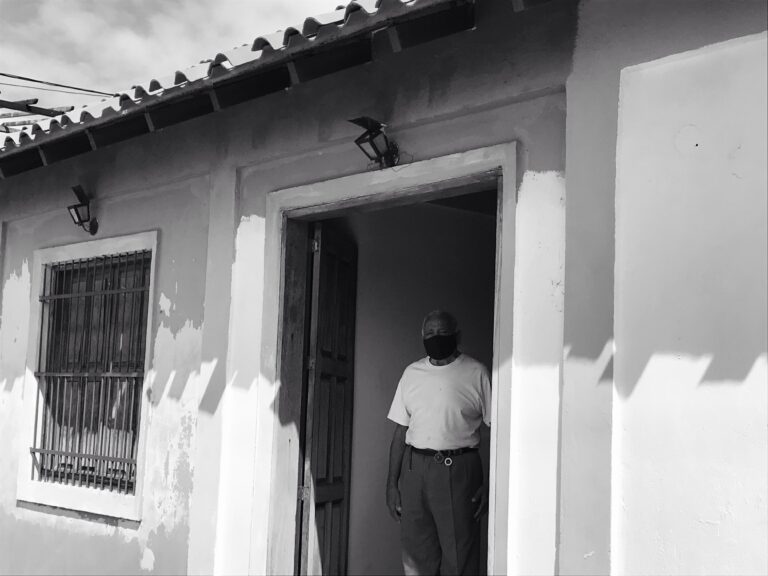 A punto de ceder el  techo de la Casa para el adulto mayor Marcelino Chirino