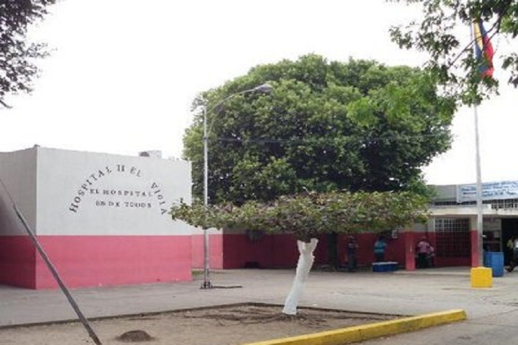 Doctora es detenida por cobrar para agilizar una intervención quirúrgica en hospital de Mérida