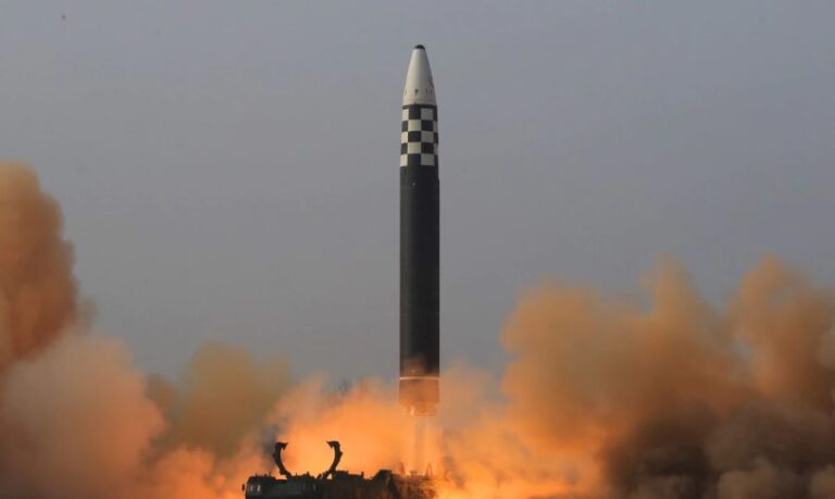 Pionyang confirma el lanzamiento del nuevo misil Hwasong-17