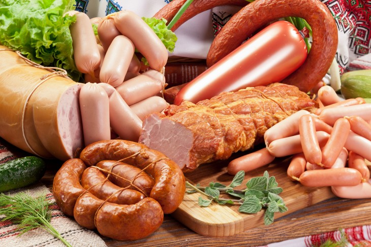 Componente presente en la carne procesada aumenta el riesgo de cáncer de próstata y de mama