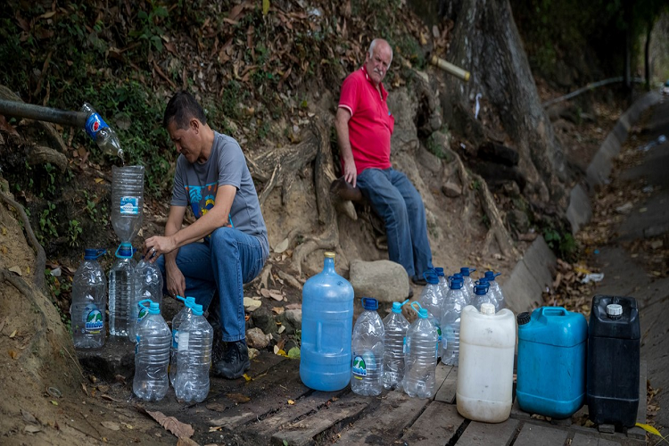 Más del 90% de los venezolanos carecen de agua potable