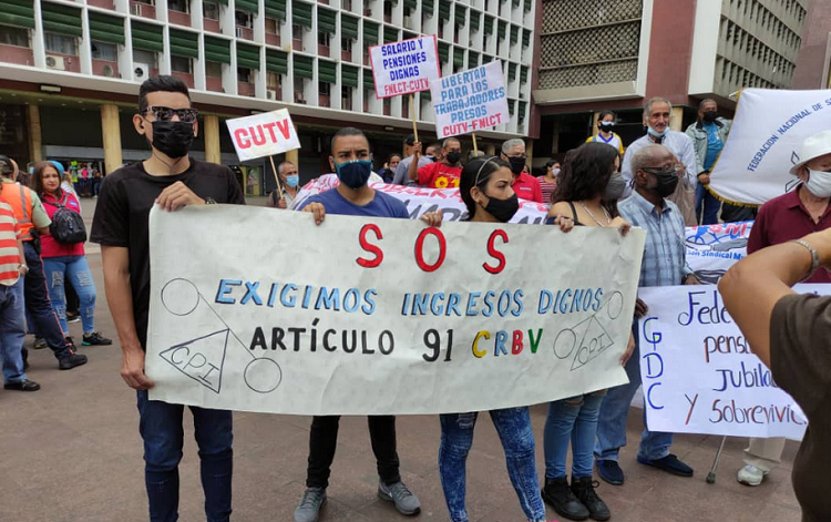 Trabajadores y jubilados protestan este miércoles en la Plaza Caracas por salarios dignos