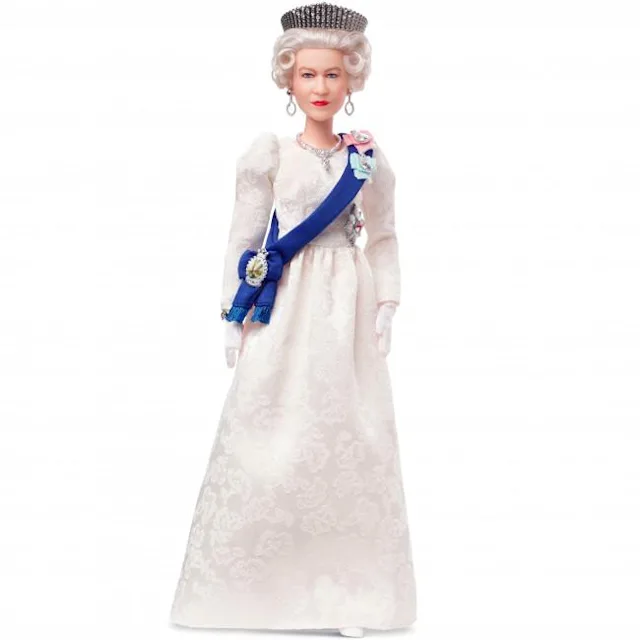 La Reina Isabel II ya tiene su propia Barbie