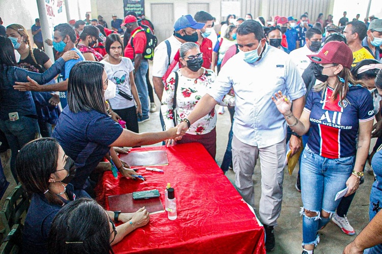 Más de 3 mil familias atendidas con jornada social integral en Buchivacoa