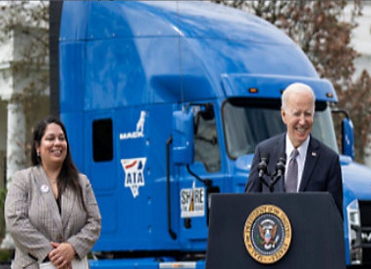 Camionera venezolana en EEUU fue invitada a la Casa Blanca y Biden destacó su labor