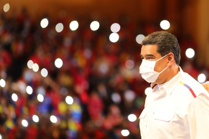 Maduro ordena acabar con mafias de los hospitales, gasolina y chatarra