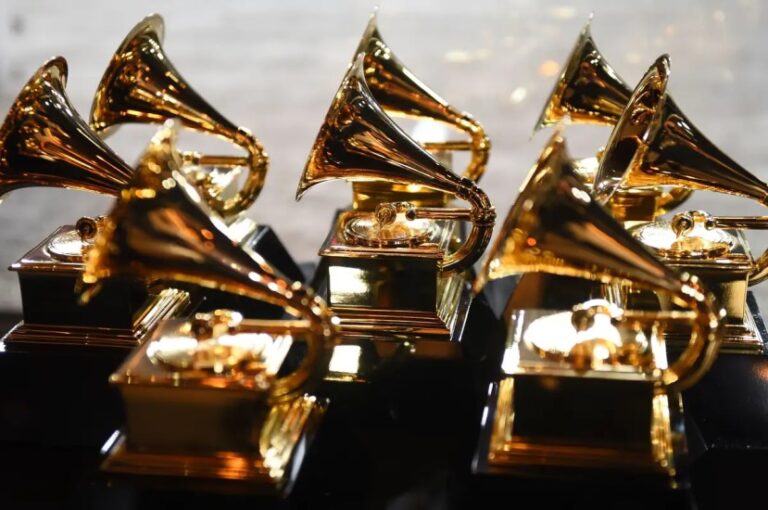 Estos son los nominados en las principales categorías de los premios Grammy 2022