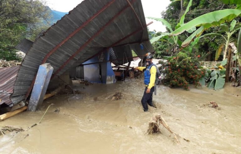 Alcalde Mérida asegura que no hay nuevas afectaciones, a pesar de la lluvia