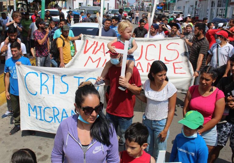 Salió caravana de migrantes con destino a Ciudad de México