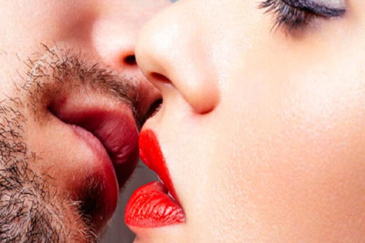 A propósito del Día Internacional del Beso, estas son las enfermedades más comunes transmitidas por besos