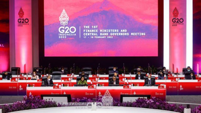 Representantes de EEUU y UE abandonan reunión del G20 ante la presencia de Rusia
