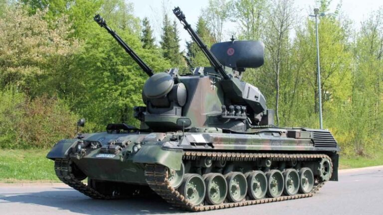 Alemania autorizará la entrega de tanques a Ucrania
