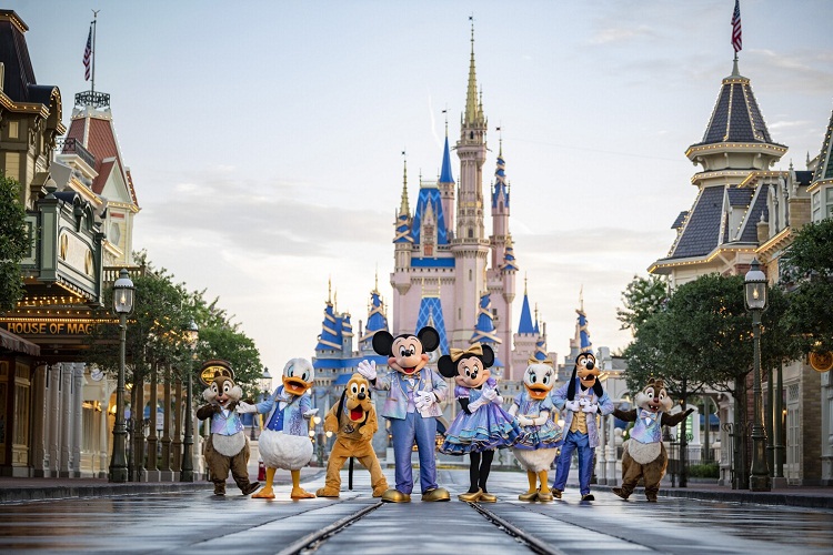 Gobernador de Florida le retira a Disney su estatus especial de autogobierno