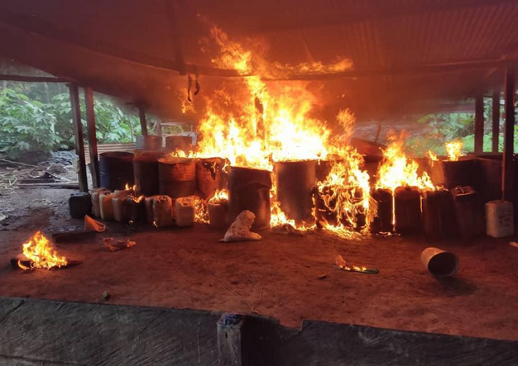 FANB destruyó campamento con droga en Zulia