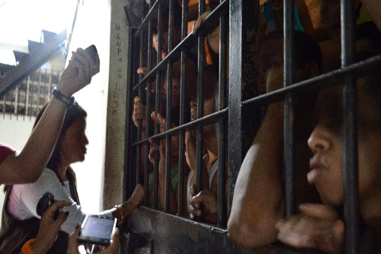 OVP: No cabe ni un preso más en las cárceles y calabozos de Venezuela