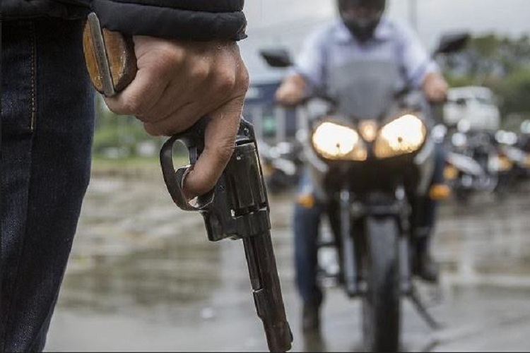 Para robarle la moto: Matan a un hombre en La Ceiba