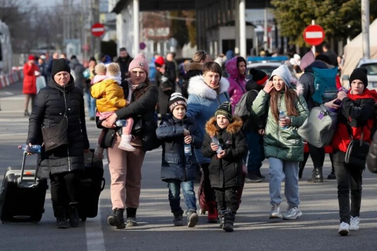 OIM: Guerra en Ucrania ha dejado más de ocho millones de desplazados internos