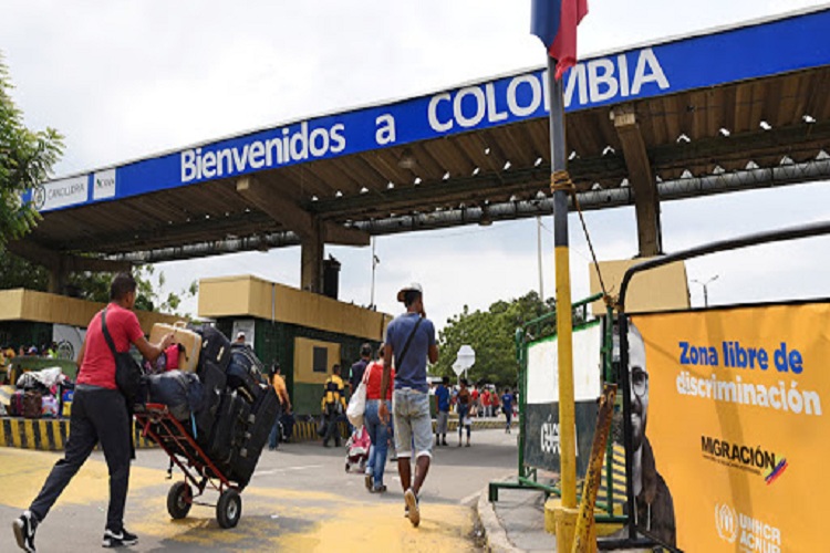 Colombia levanta pico y cédula en frontera con Venezuela