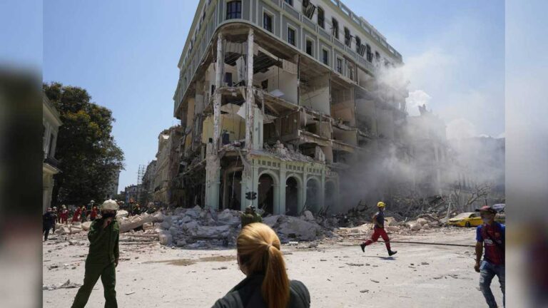 Recuperan otros cuatro cadáveres de hotel devastado por explosión en La Habana