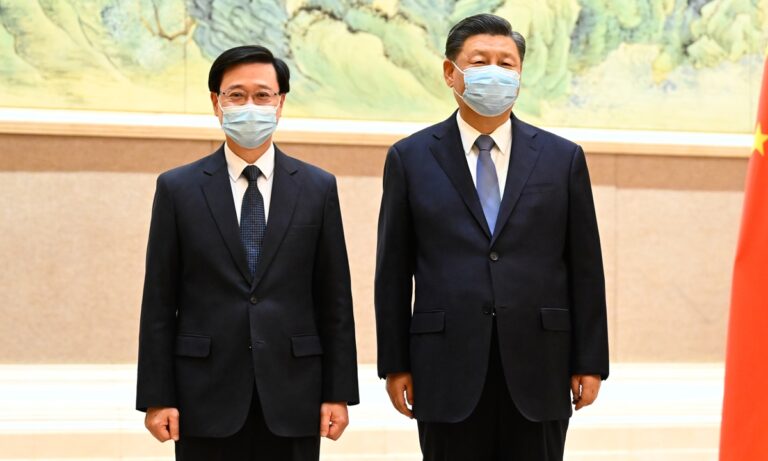 Xi Jinping recibe en Pekín al futuro responsable de Hong Kong