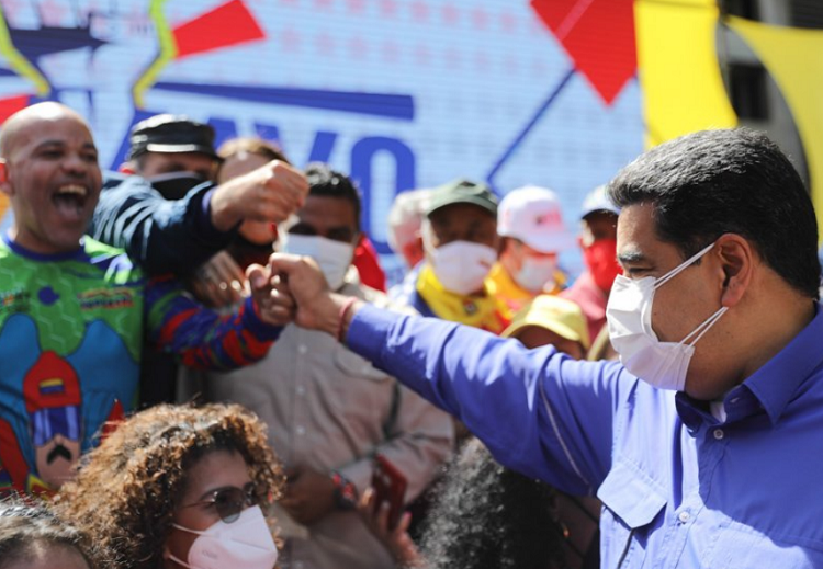 Maduro anuncia bono único de Bs. 10.000 para jubilados