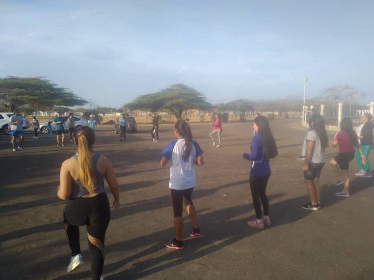 Iglesia Adventista de Punta Cardón realizó segunda caminata deportiva por la salud