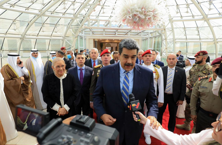 Maduro llegó a Catar este martes