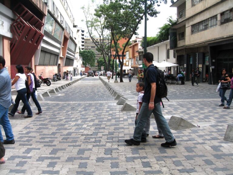 Ecoanalítica estima que la economía venezolana crecerá entre 9 y 10% este año