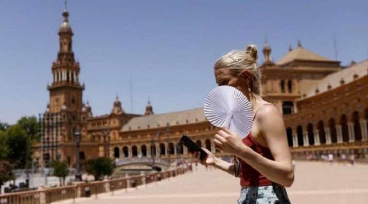 Una prematura ola de calor golpea a casi toda España