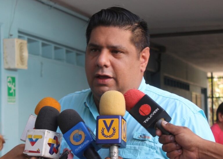 Jesús Santander: Lo primero que tenemos que hacer es abrir la embajada y consulados en Colombia