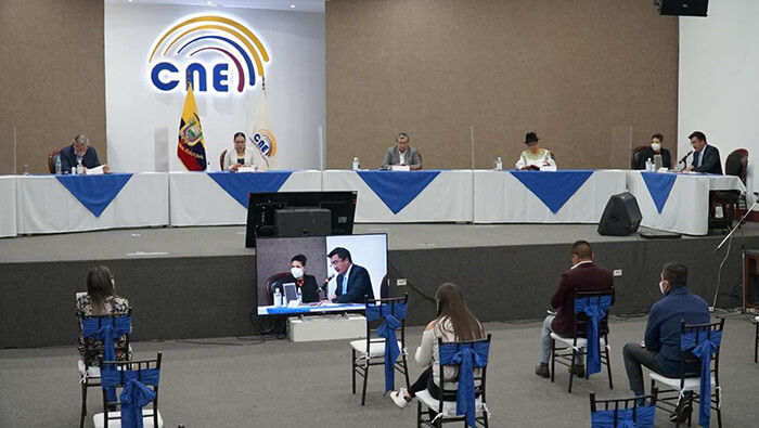 CNE de Ecuador analiza pedidos para revocatoria del presidente Guillermo Lasso