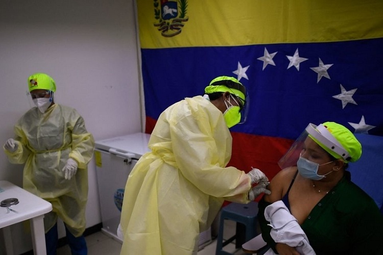 Solo 16% de los venezolanos tiene las tres dosis contra el Covid-19