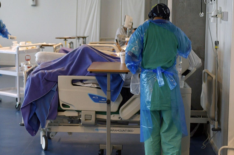 Detienen a  enfermero acusado de violar a una paciente sedada