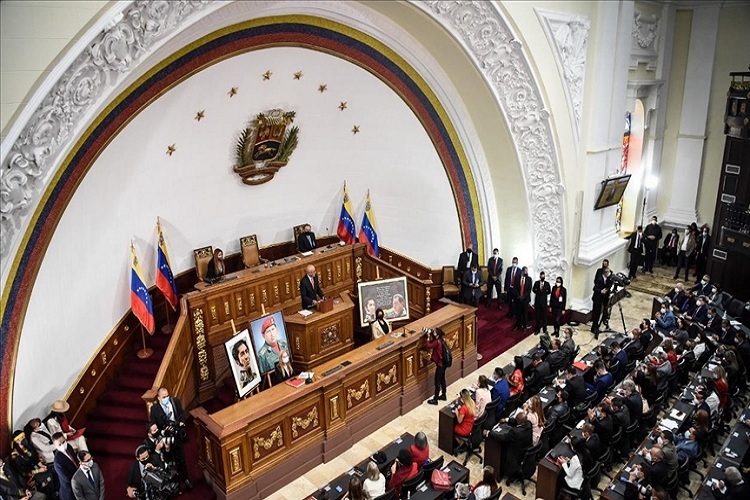 Parlamento venezolano pedirá a Petro que «facilite» investigaciones contra Duque