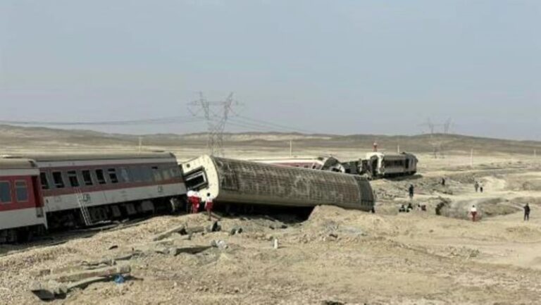 Al menos 17 muertos deja un accidente de tren en Irán