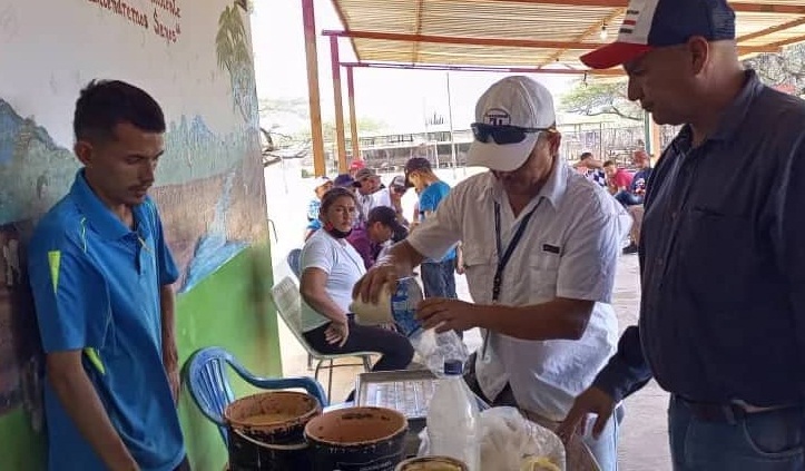 Alcaldía de Miranda brinda formación a productores en materia de bloque nutricional