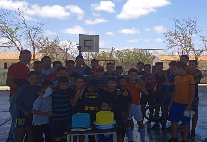 Niños de la Fundación «Juventud Tricolor F.C» celebraron su día