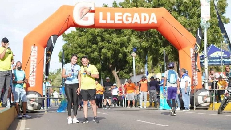 Más de 700 atletas participaron en la carrera Coro Corre 