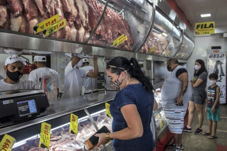 La inflación repunta en Brasil y acumula un 11,89% en 12 meses