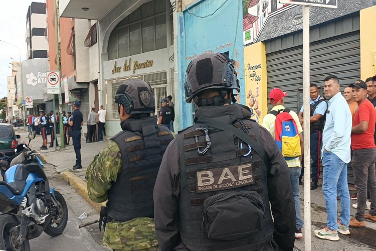 Reportaron situación de rehenes en una óptica de Barquisimeto (+Video)