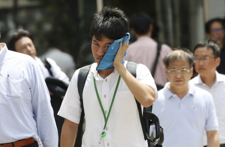 Ola de calor en Japón lleva al hospital a casi 15.000 personas