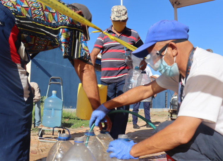 Subcomité Cruz Roja La Vela abastece de agua potable a veintiocho comunidades