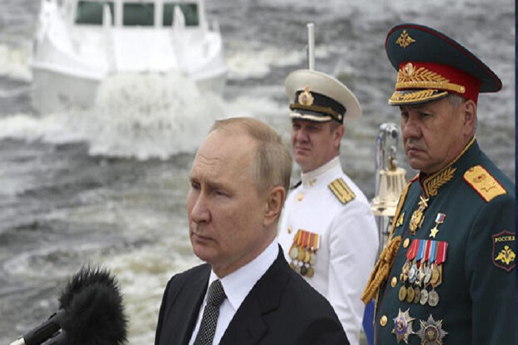 Rusia creará bases navales en aguas internacionales