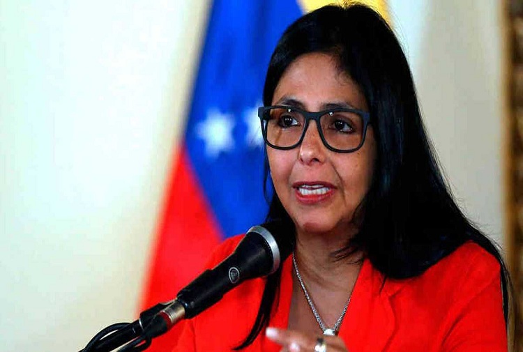 Delcy Rodríguez acusa a Reino Unido de querer “robar” oro venezolano