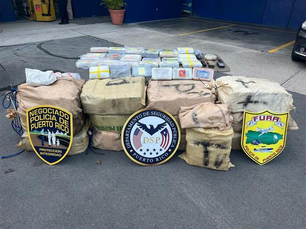 Detenidos cuatro dominicanos por transportar 407 kilos de cocaína en Puerto Rico