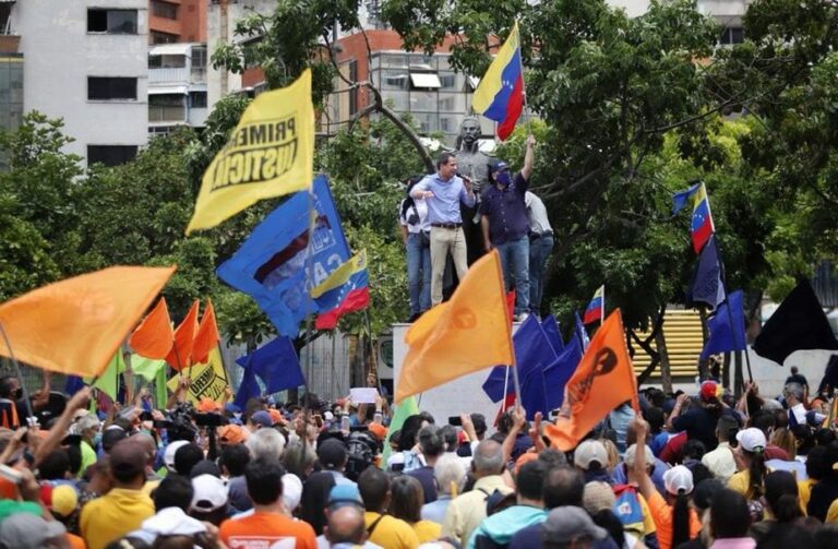 Sin CNE: Sociedad civil venezolana pide primarias manuales, abiertas e incluyentes