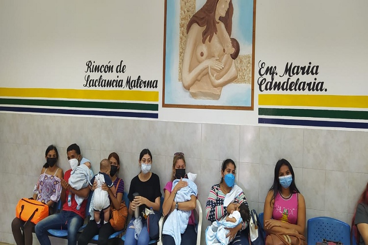 Madres de Punta Cardón recibieron charla “Beneficios de la Lactancia Materna”