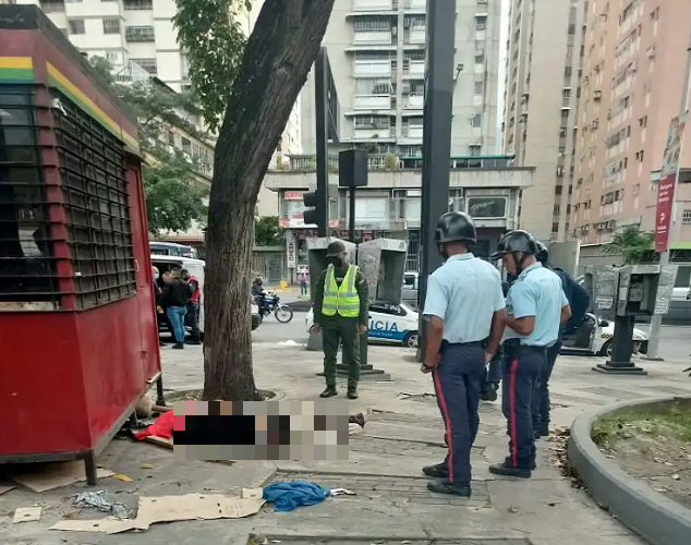 Encuentran a un hombre muerto en la estación del metro  Los Cortijos