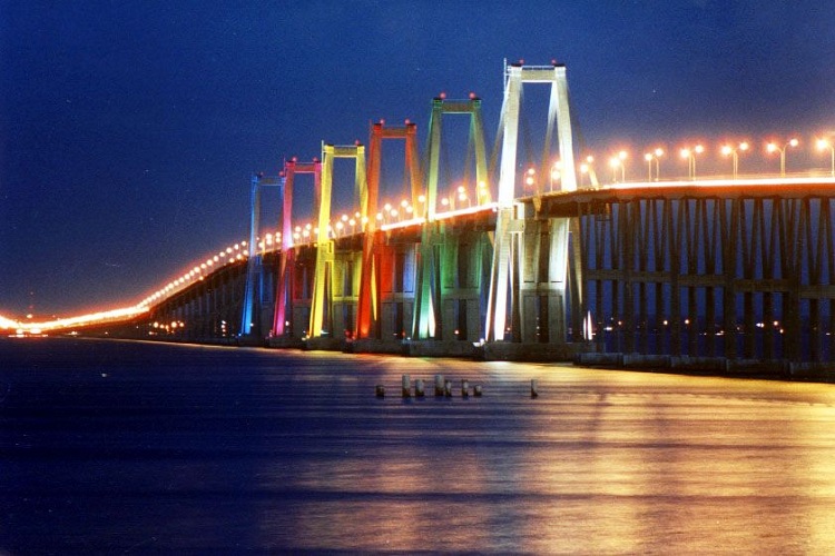 Este 24 de agosto se cumplen 60 años de la inauguración del Puente sobre el Lago